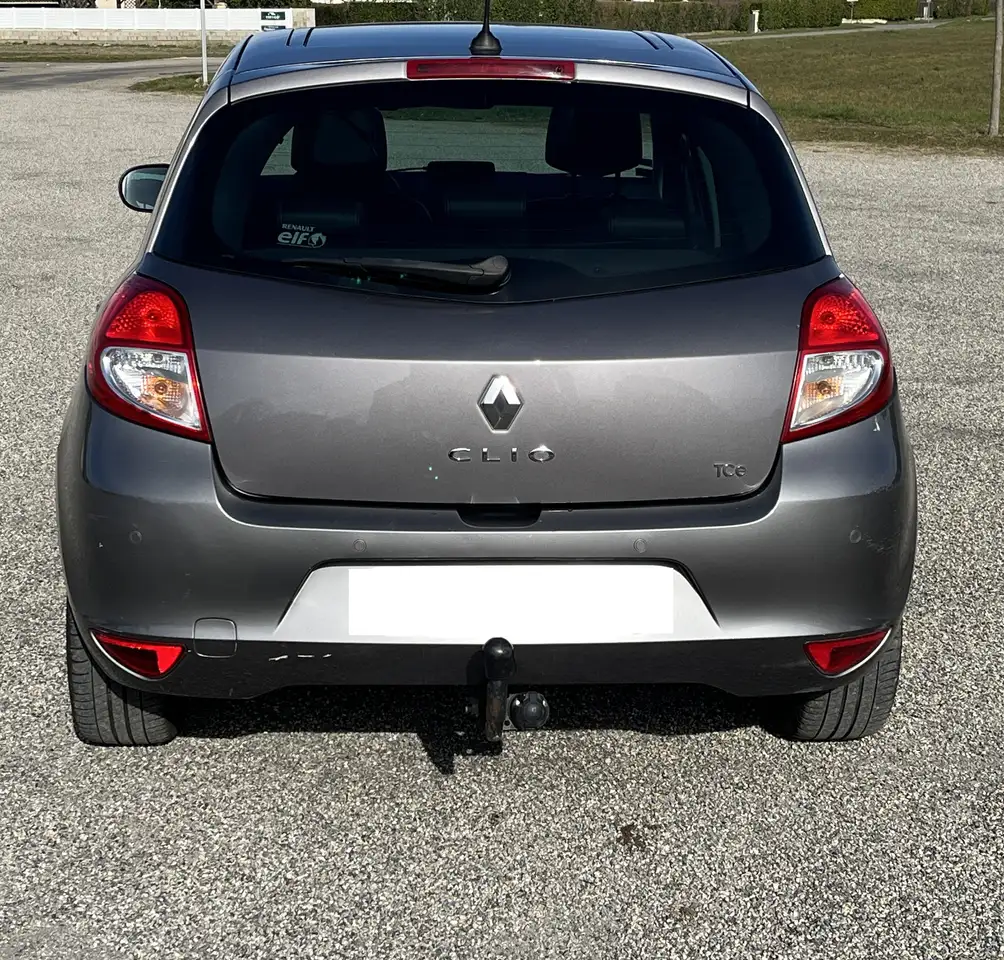Renault Clio III Tce 100 eco2 SL XV De France