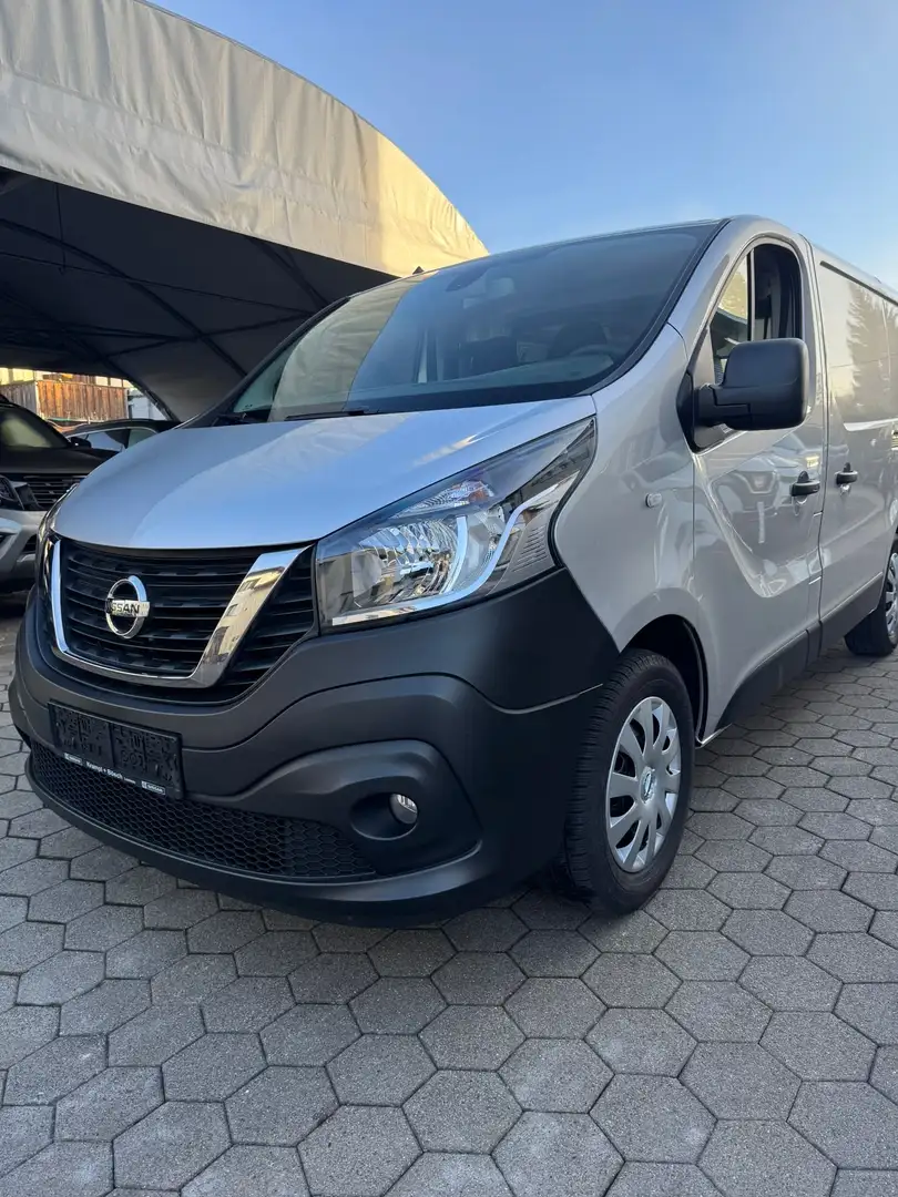 Nissan NV 300 Kasten L1H1 Comfort Silber - 2