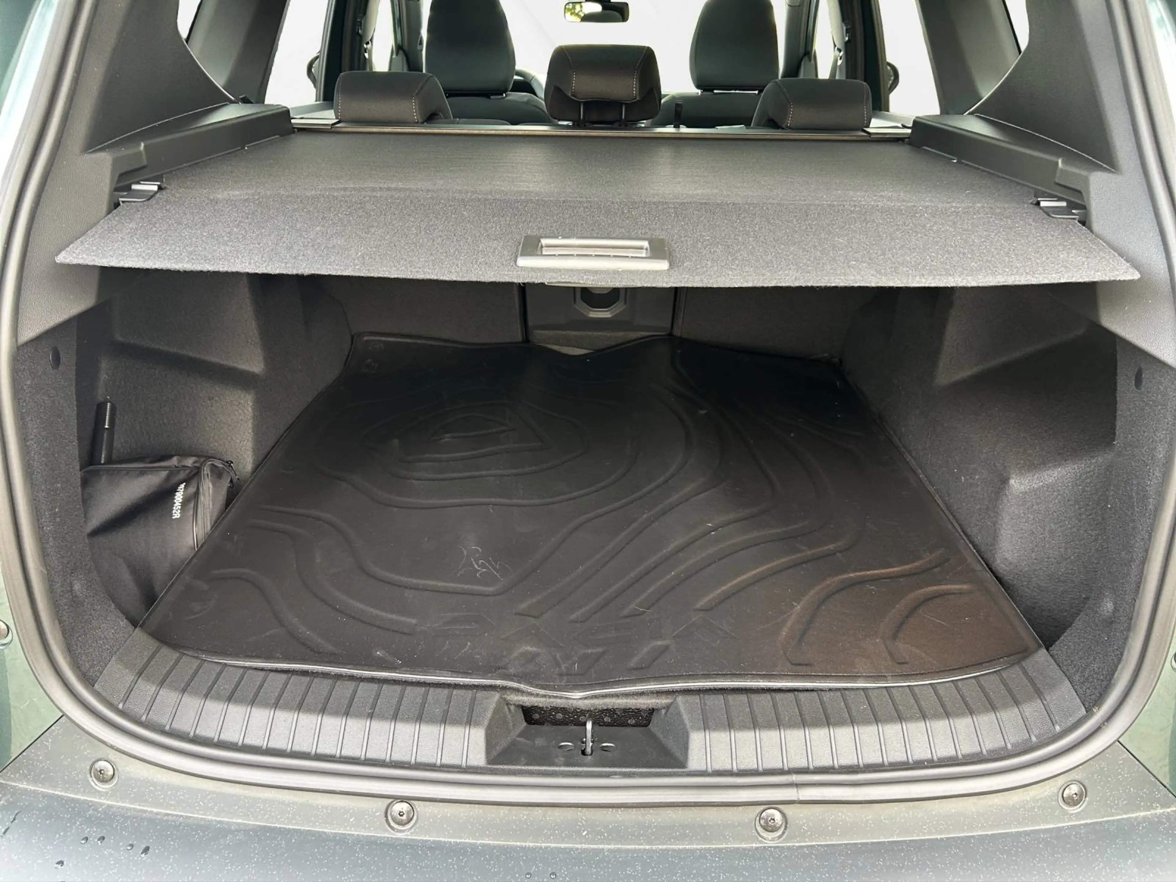Dacia Bigster Hybrid 150 4x4 Extreme el. Heckklappe, Panoramadach — photo 11