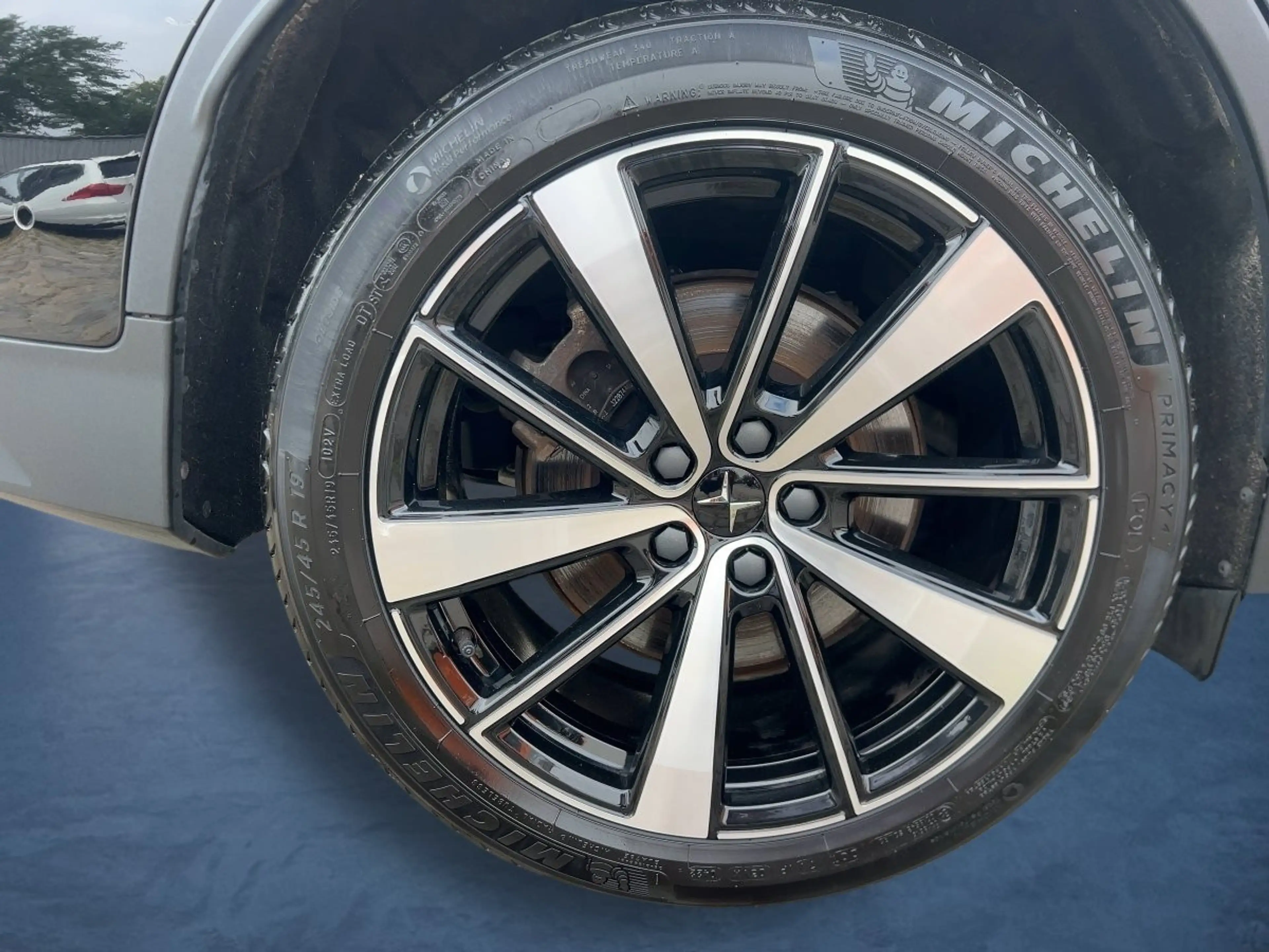 Polestar 2 Standard Range Single Motor Elektro69kWh — photo 21