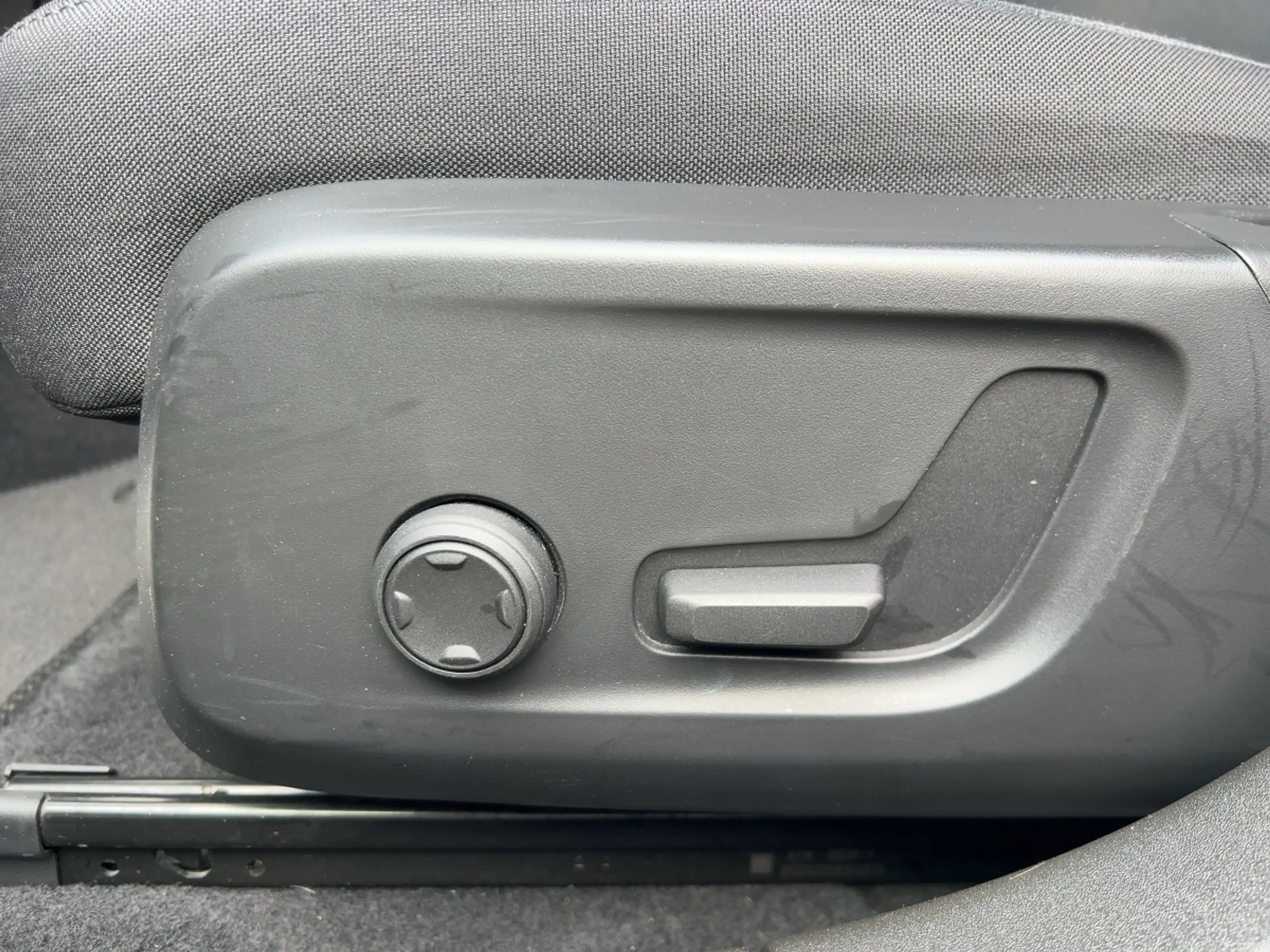Polestar 2 Standard Range Single Motor Elektro69kWh — photo 17