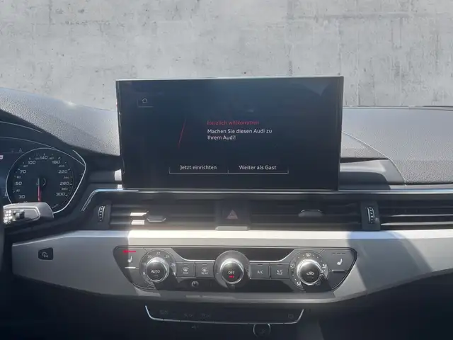 Audi A5 view 11