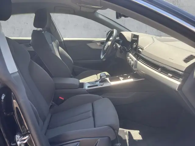 Audi A5 view 13