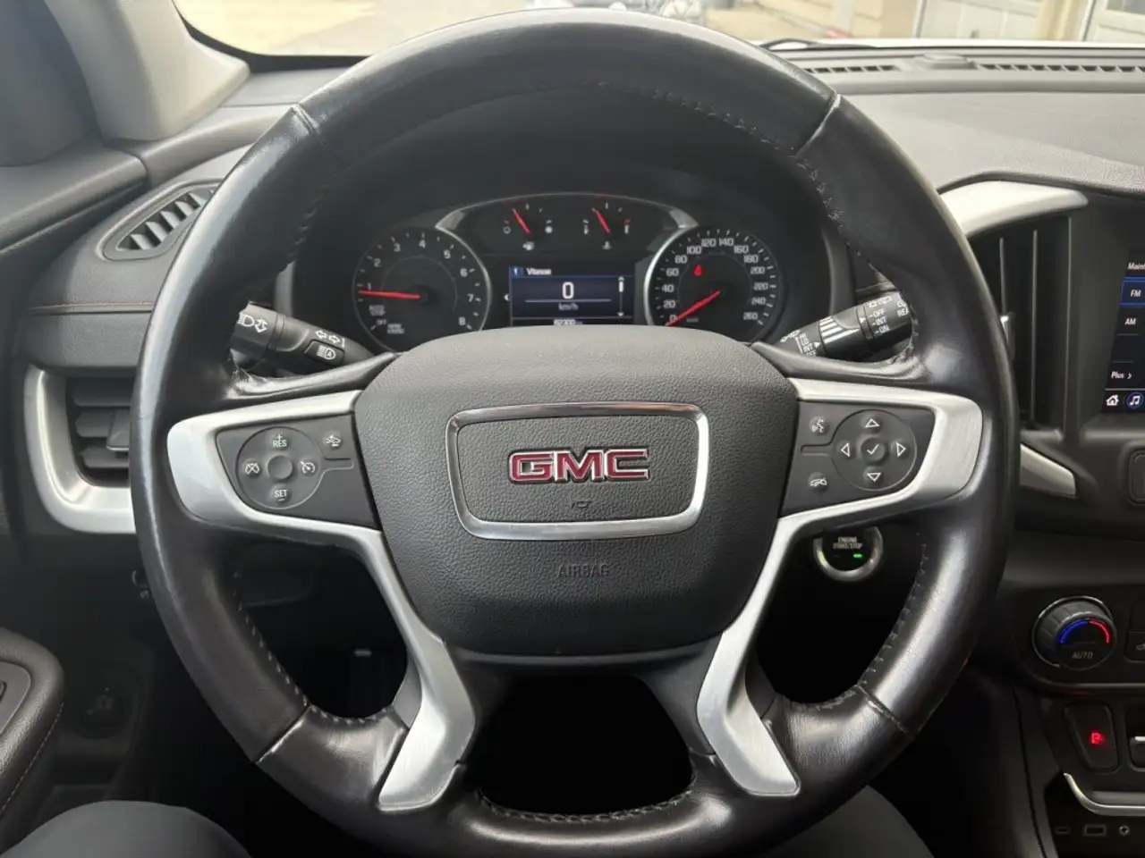 GMC Terrain снимка GMC Terrain