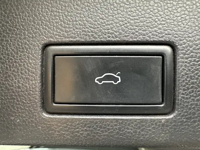 Volkswagen Golf view 7