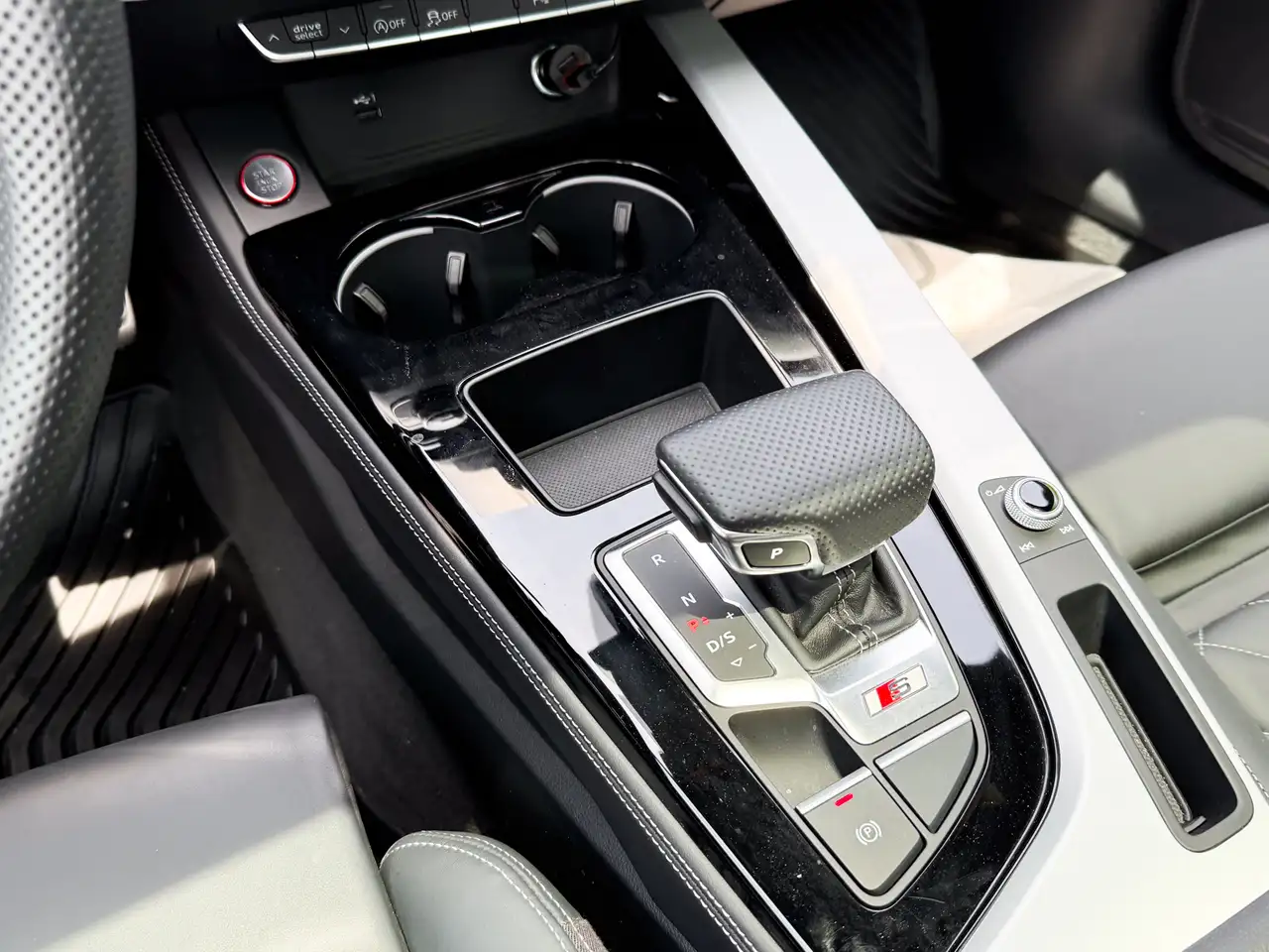 Audi S5 photo Audi S5