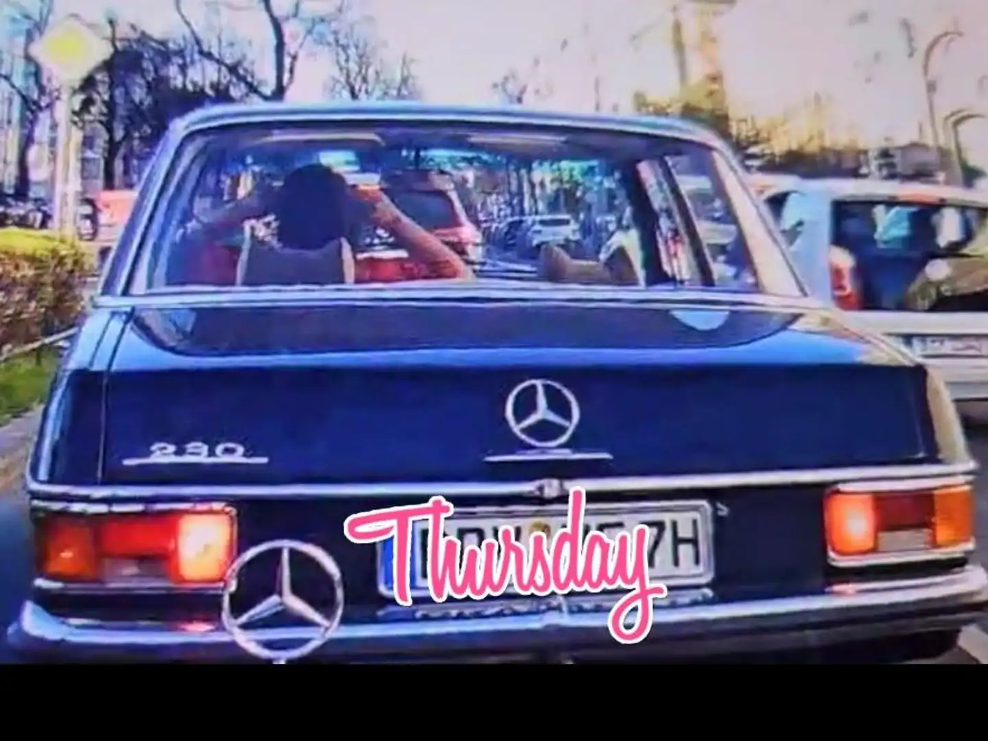 Mercedes-Benz 230 Blauw - 1
