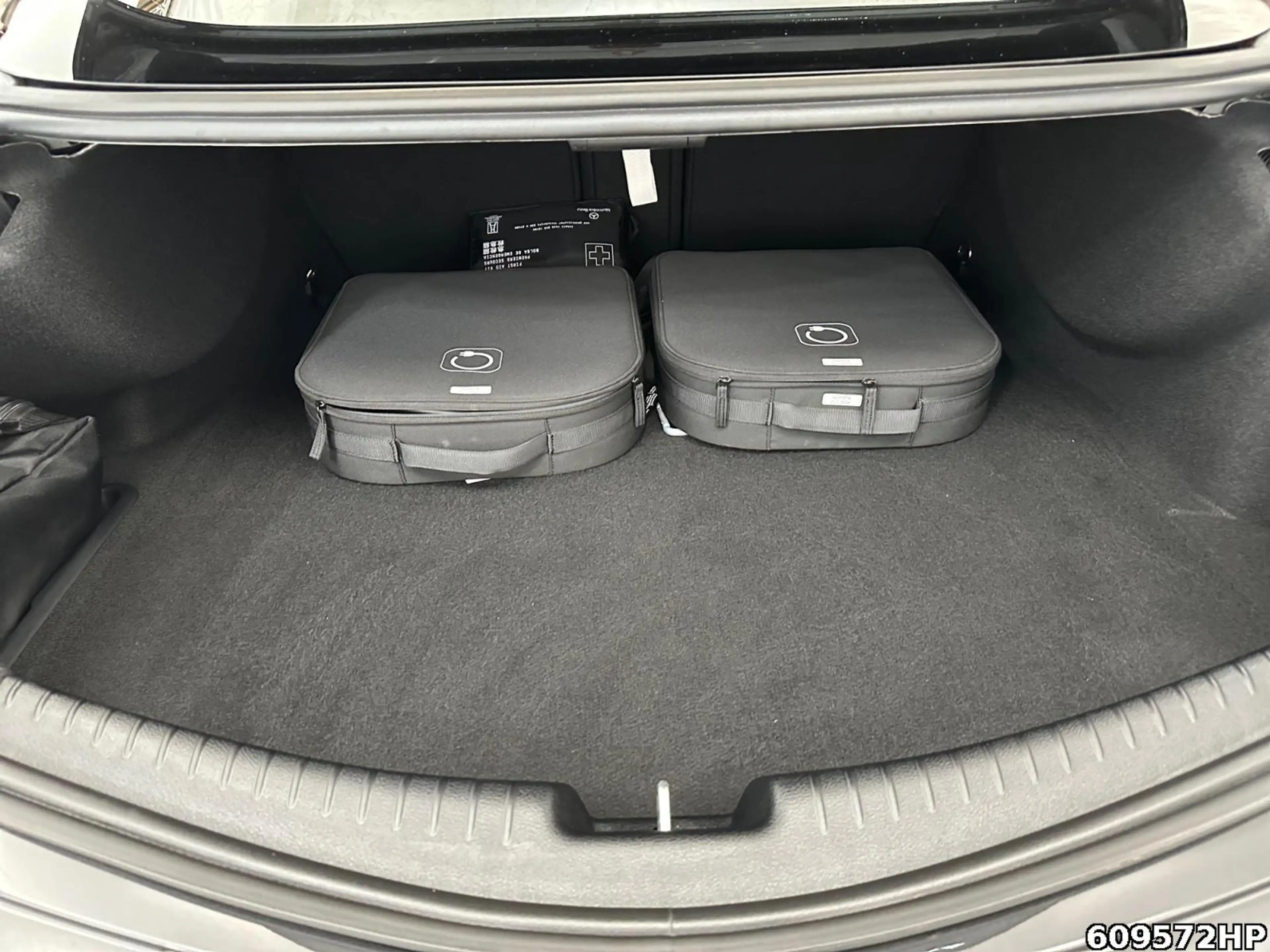 Mercedes-Benz CLE 300 e AMG Pano Digital Distronic Memory 19" — photo 5