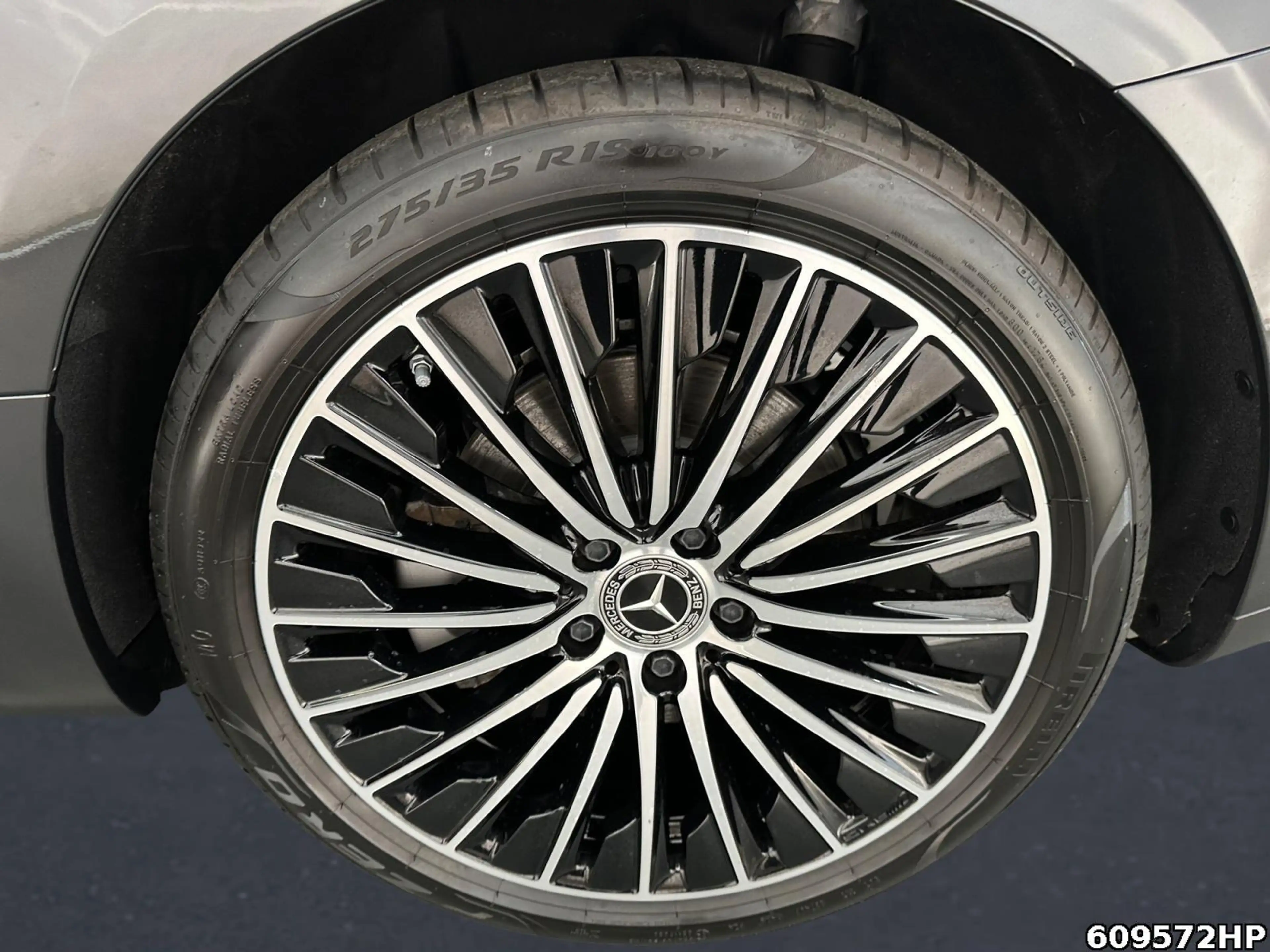 Mercedes-Benz CLE 300 e AMG Pano Digital Distronic Memory 19" — photo 14
