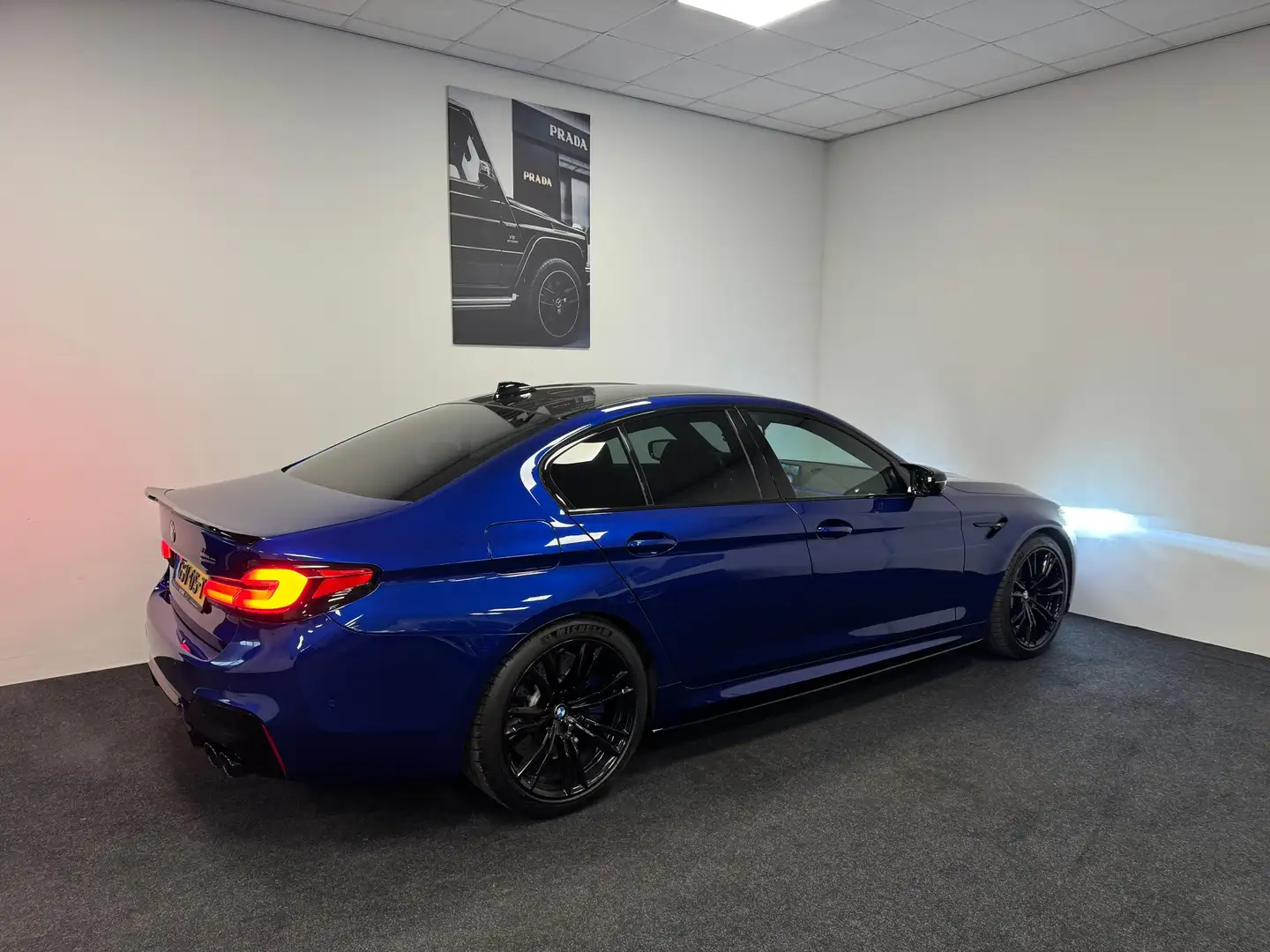 BMW M5 5-serie // Carbon // 600PK // Harman/Kardon // HUD Blau - 2