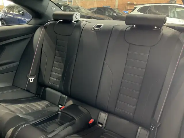 BMW M2 view 8
