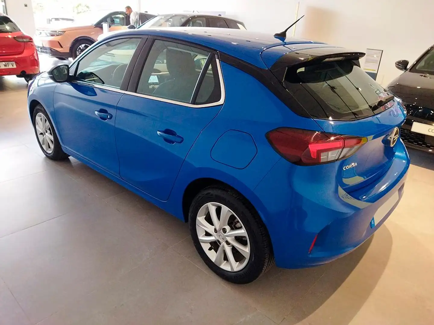 Opel Corsa 1.2T XHL 74KW ELEGANCE 5P - 2