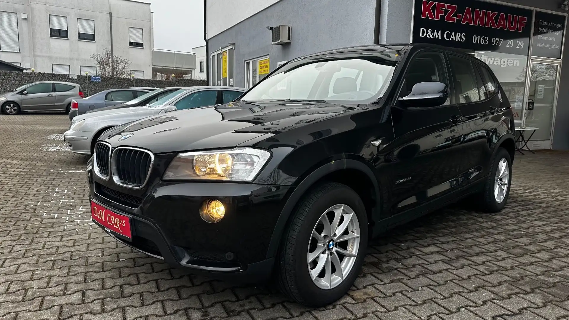 BMW X3 xDrive 20 d(TÜV 11,2026)KLIMA,NAVI Schwarz - 1