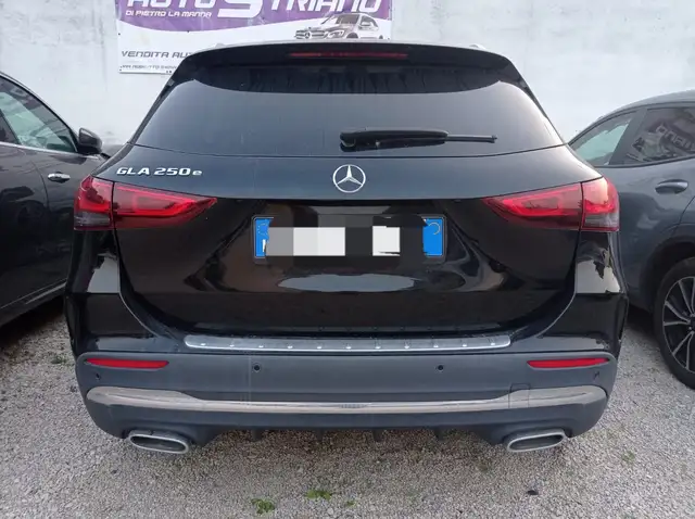 Mercedes-Benz GLA 250 GLA-H247 2020 e phev (eq-power) Premium auto