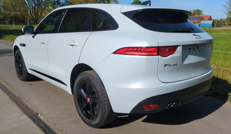 Jaguar F-Pace F-Pace 2.0 D AWD R-Sport (EU6.2) — photo 3