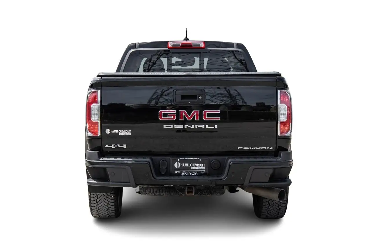 GMC Canyon снимка GMC Canyon