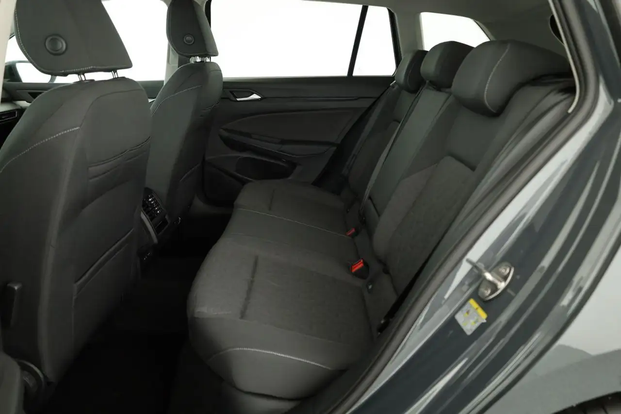 Volkswagen Golf VIII Variant 2.0 TDI DSG Life, AHK, easyOpen, Kame 12