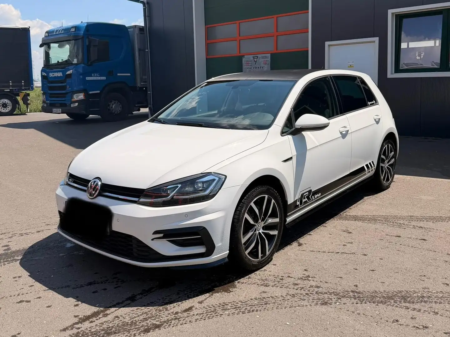 Volkswagen Golf Golf Highline 1,6 TDI SCR DSG Highline Weiß - 1