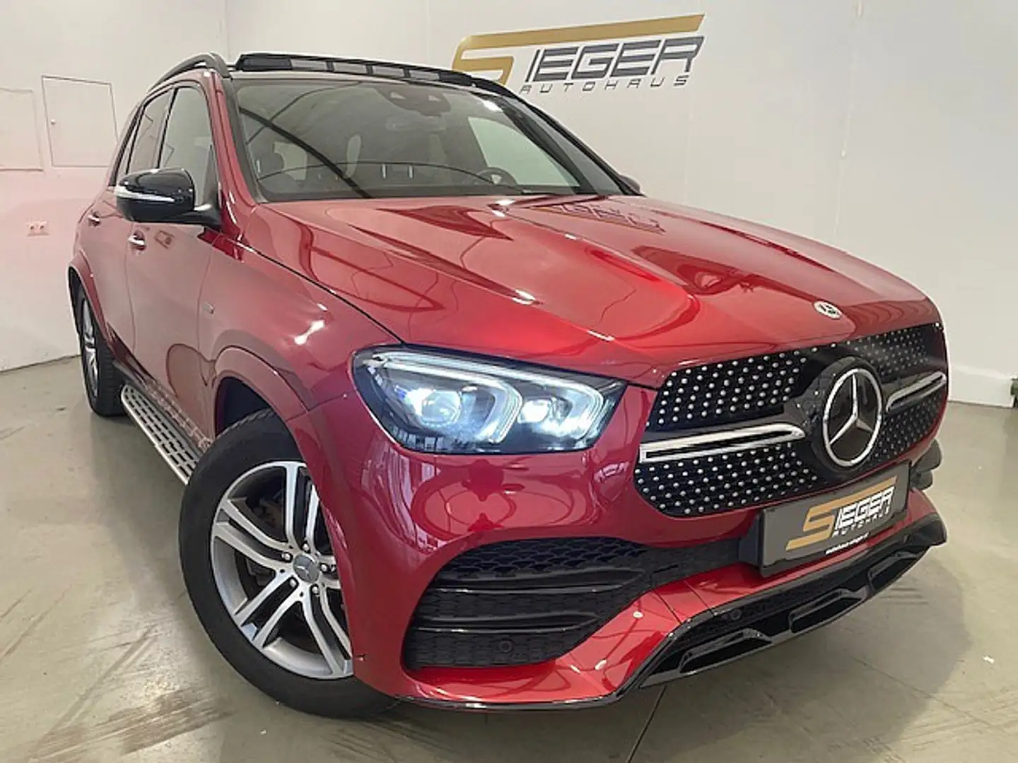 Mercedes-Benz GLE 350 de PHEV 4Matic Aut.AMG Line Rouge - 1