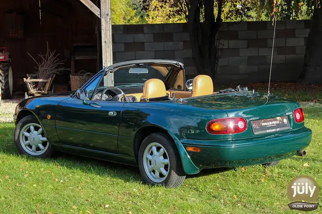Mazda MX-5 NA Limited Edition in Racing Green, aus Erstbesitz
