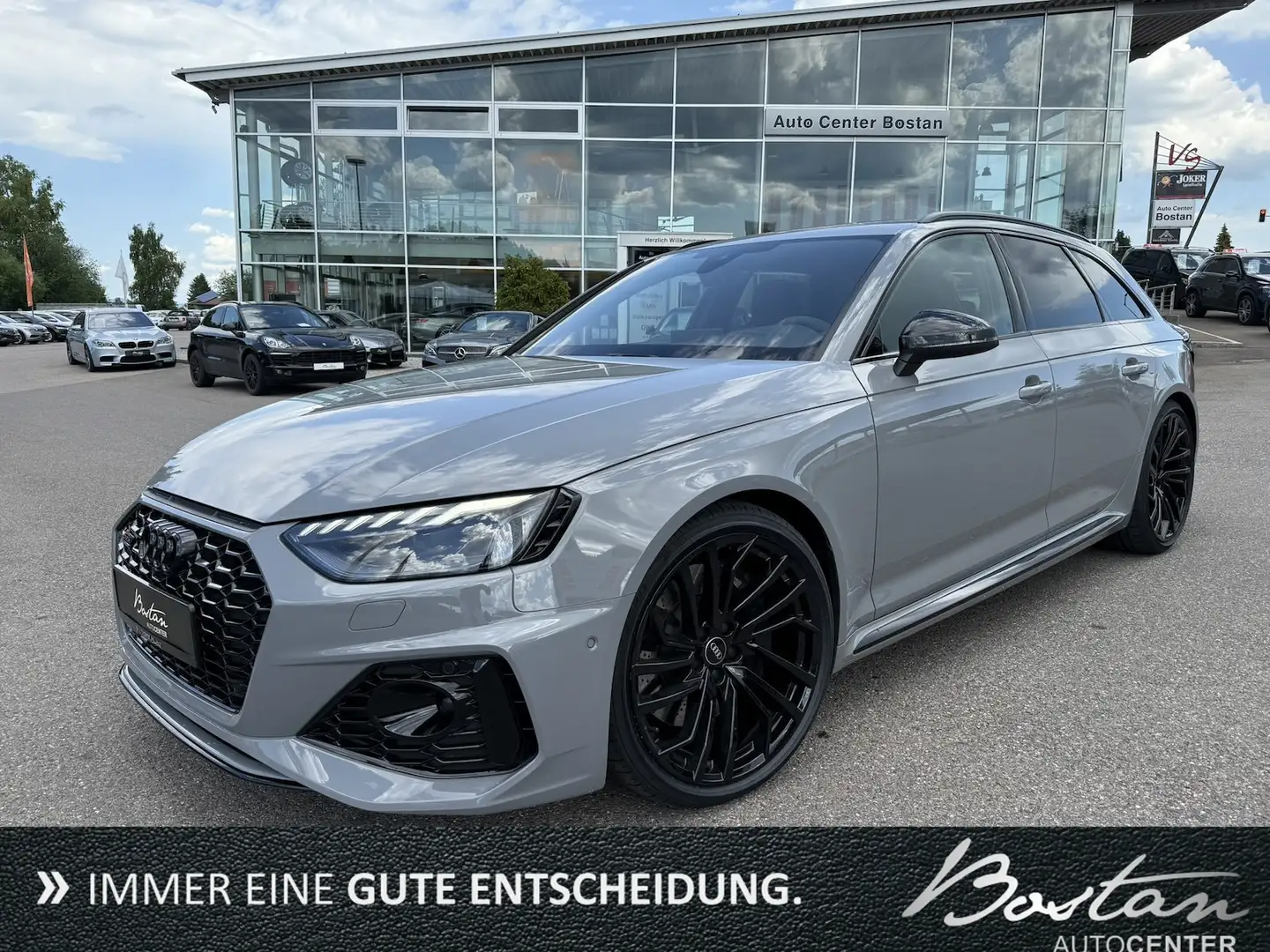 Audi RS4 MATRIX/B&O/HEAD UP/360°/RS-KLAPPE/MASSAGE Šedá - 1