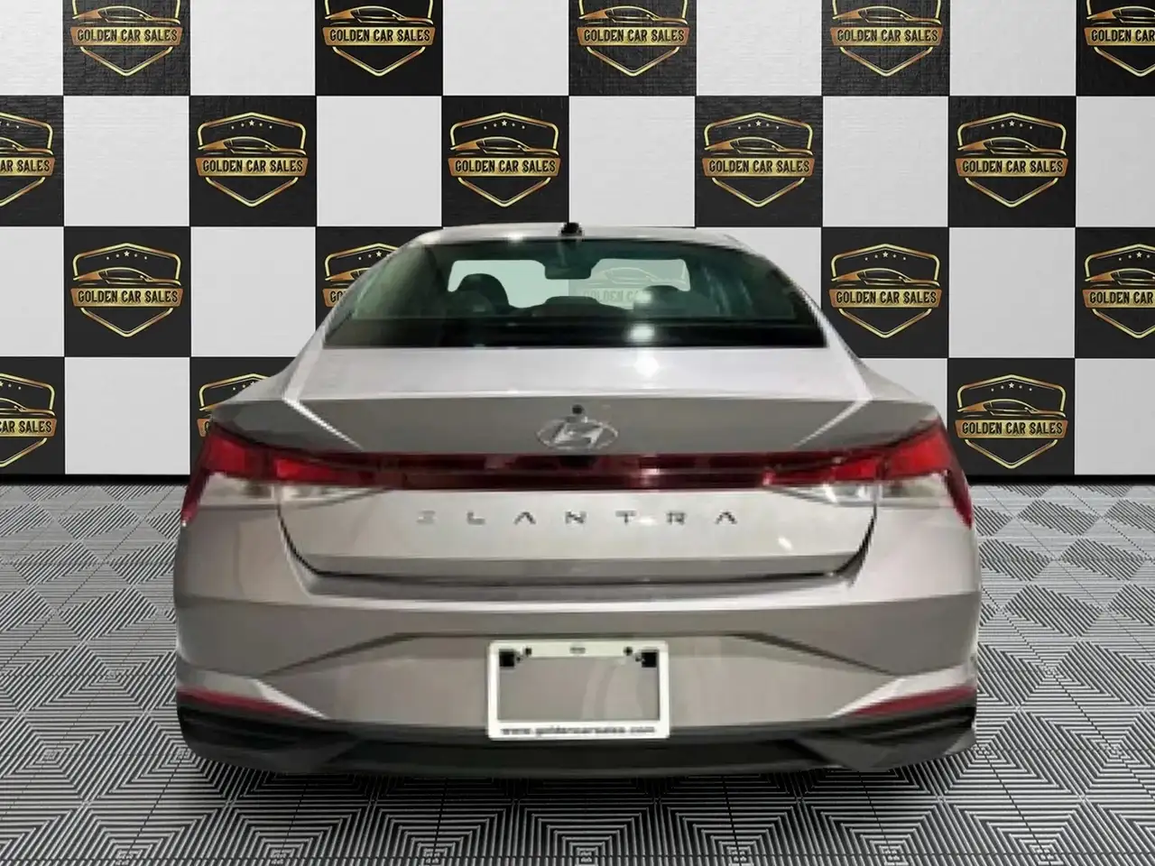 Hyundai ELANTRA снимка Hyundai ELANTRA