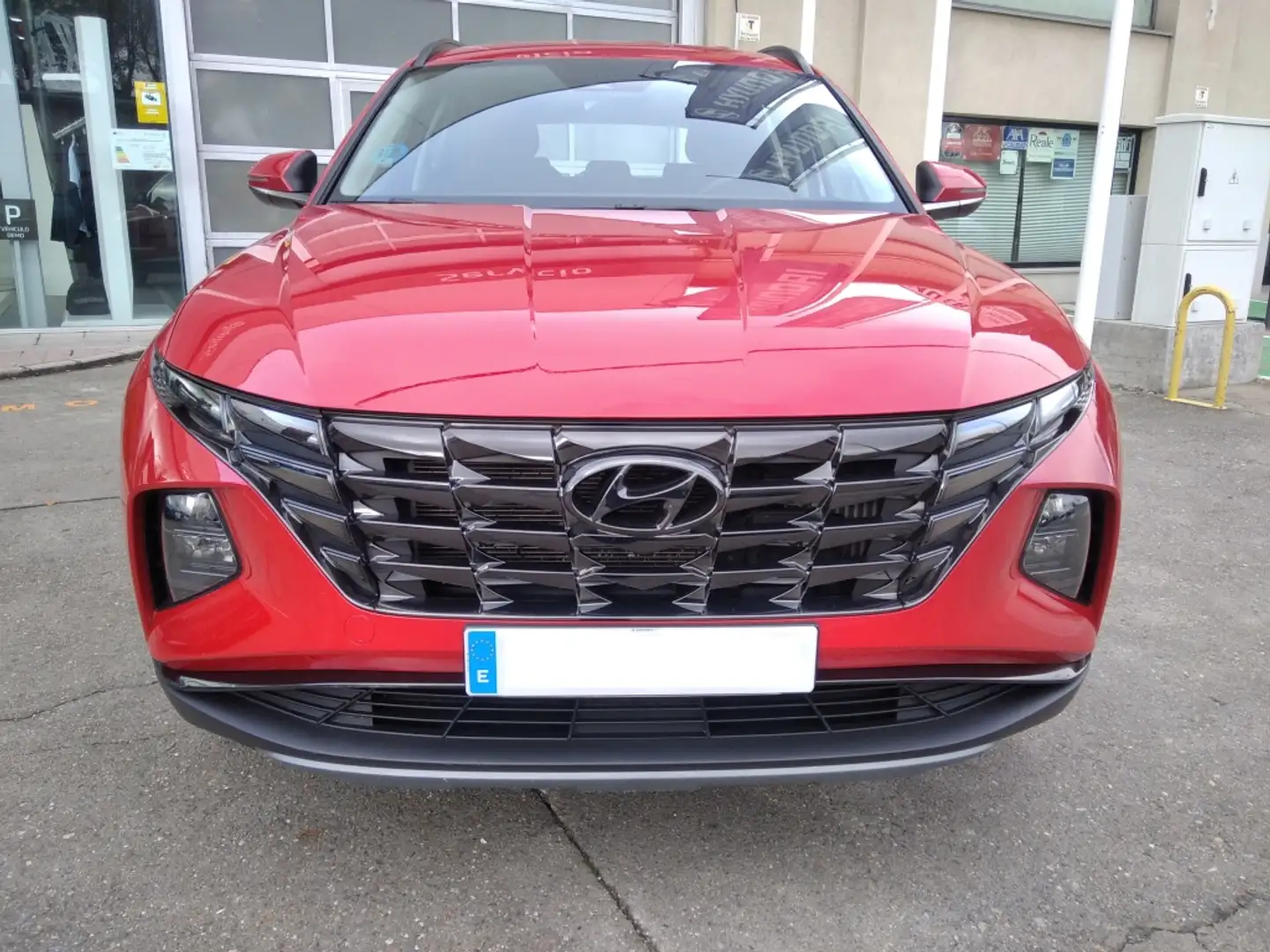 Hyundai TUCSON 1.6 TGDI HEV Maxx AT Rojo - 2