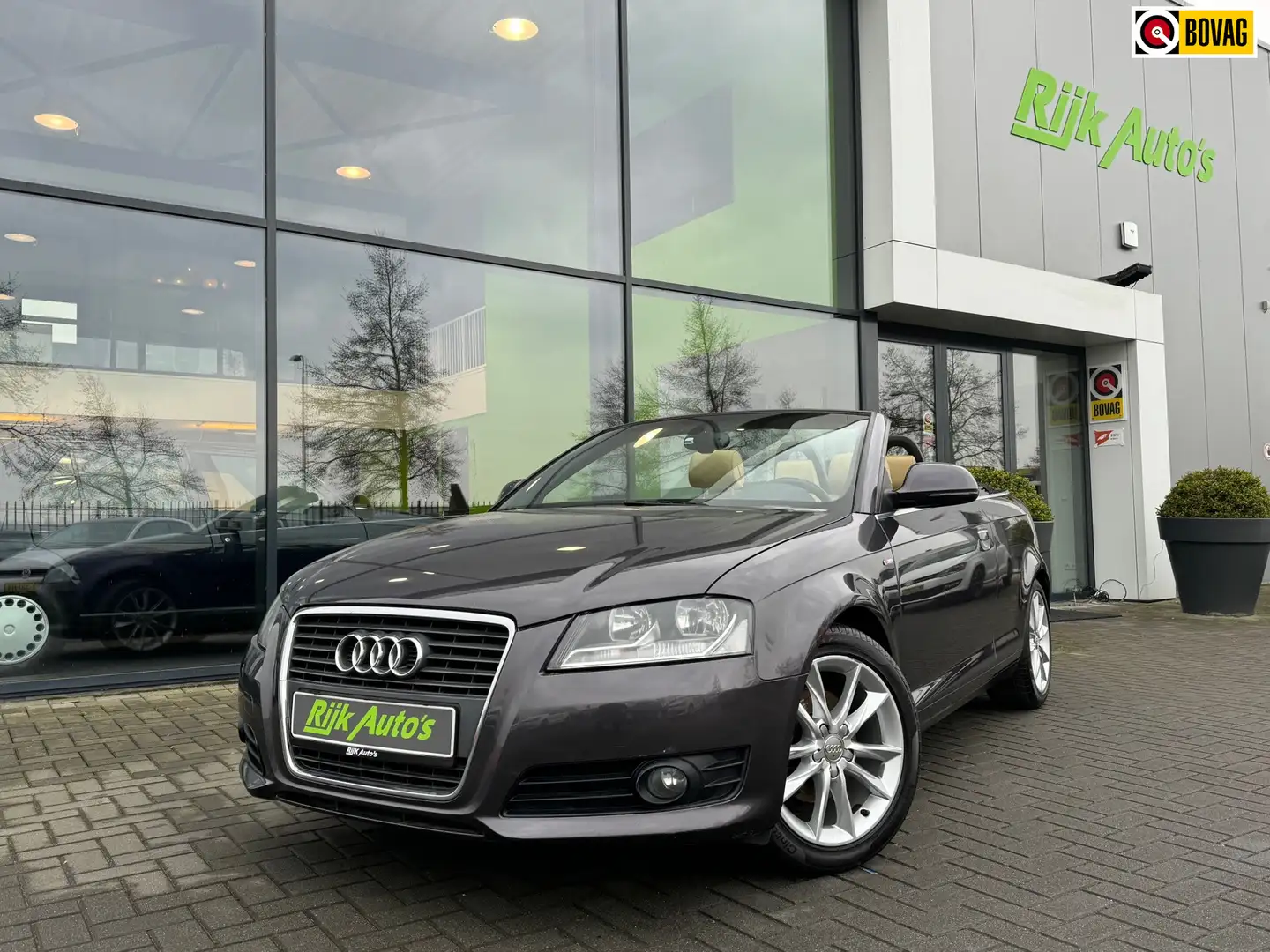 Audi A3 Cabriolet 1.8 TFSI Ambition * Cruise Control * Sto Violet - 1