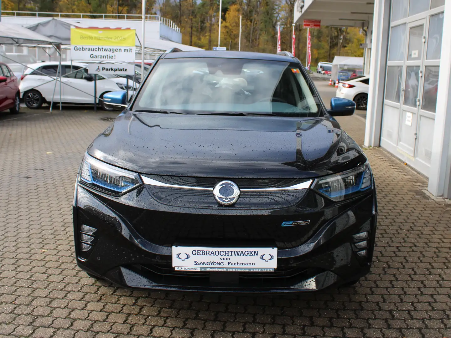 SsangYong Korando Korando E-Motion Titanium Schwarz - 2