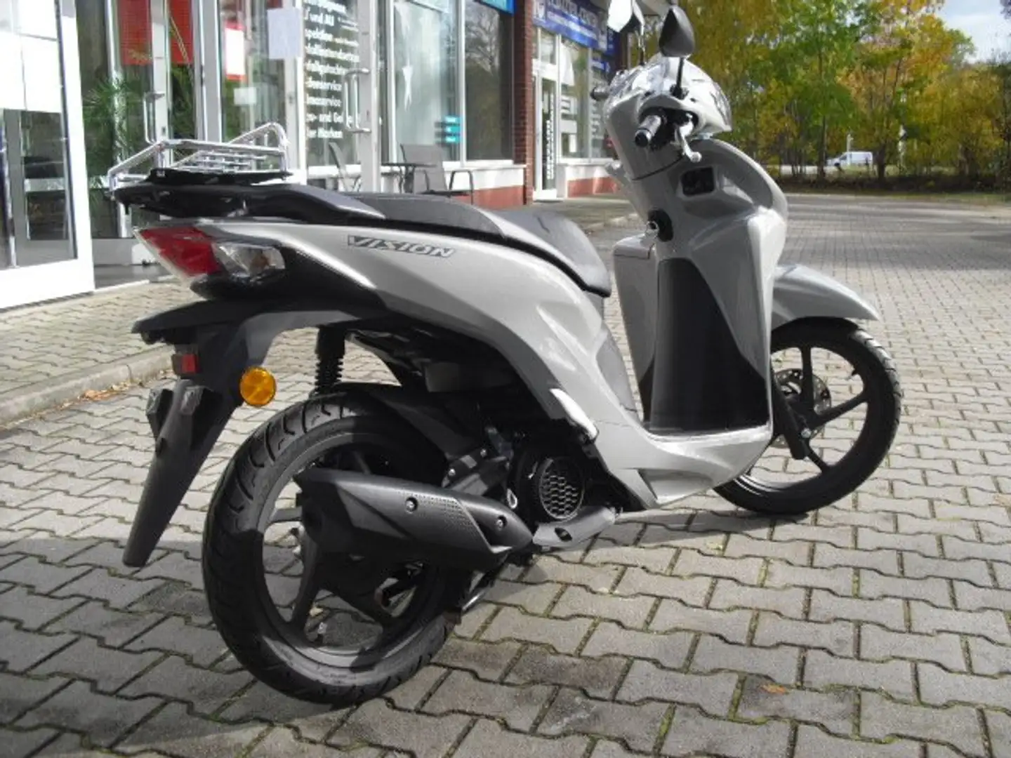 Honda Vision 110 NSC110 Silber - 2