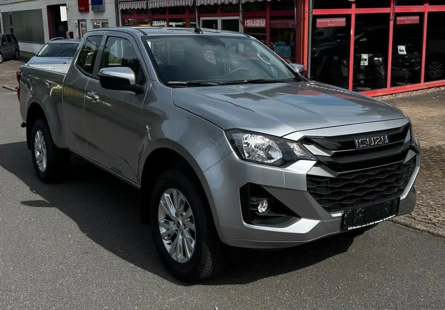 Isuzu D-Max Work Edition Silber - 1