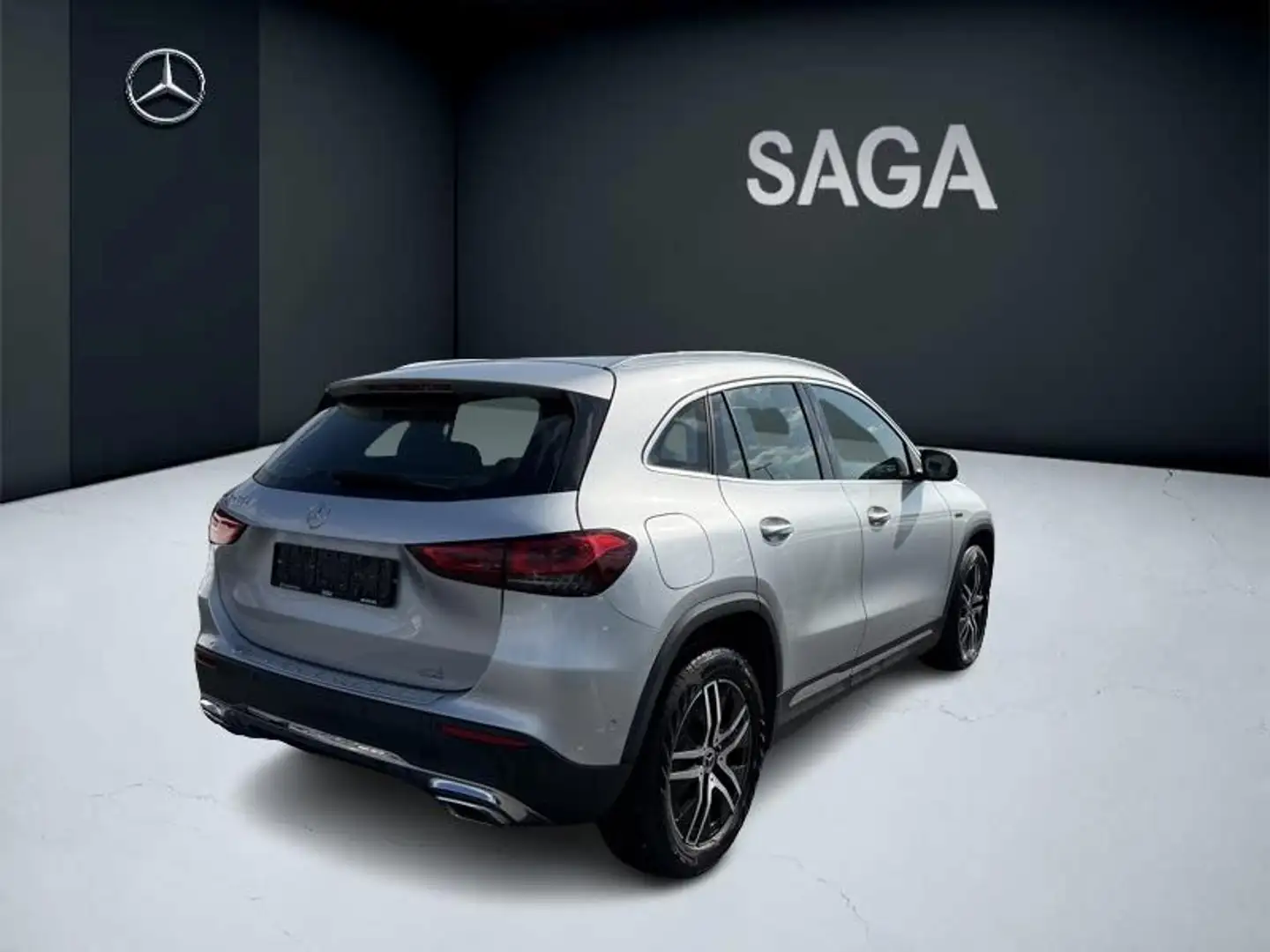 Mercedes-Benz GLA 250 e Progressive Gris - 2