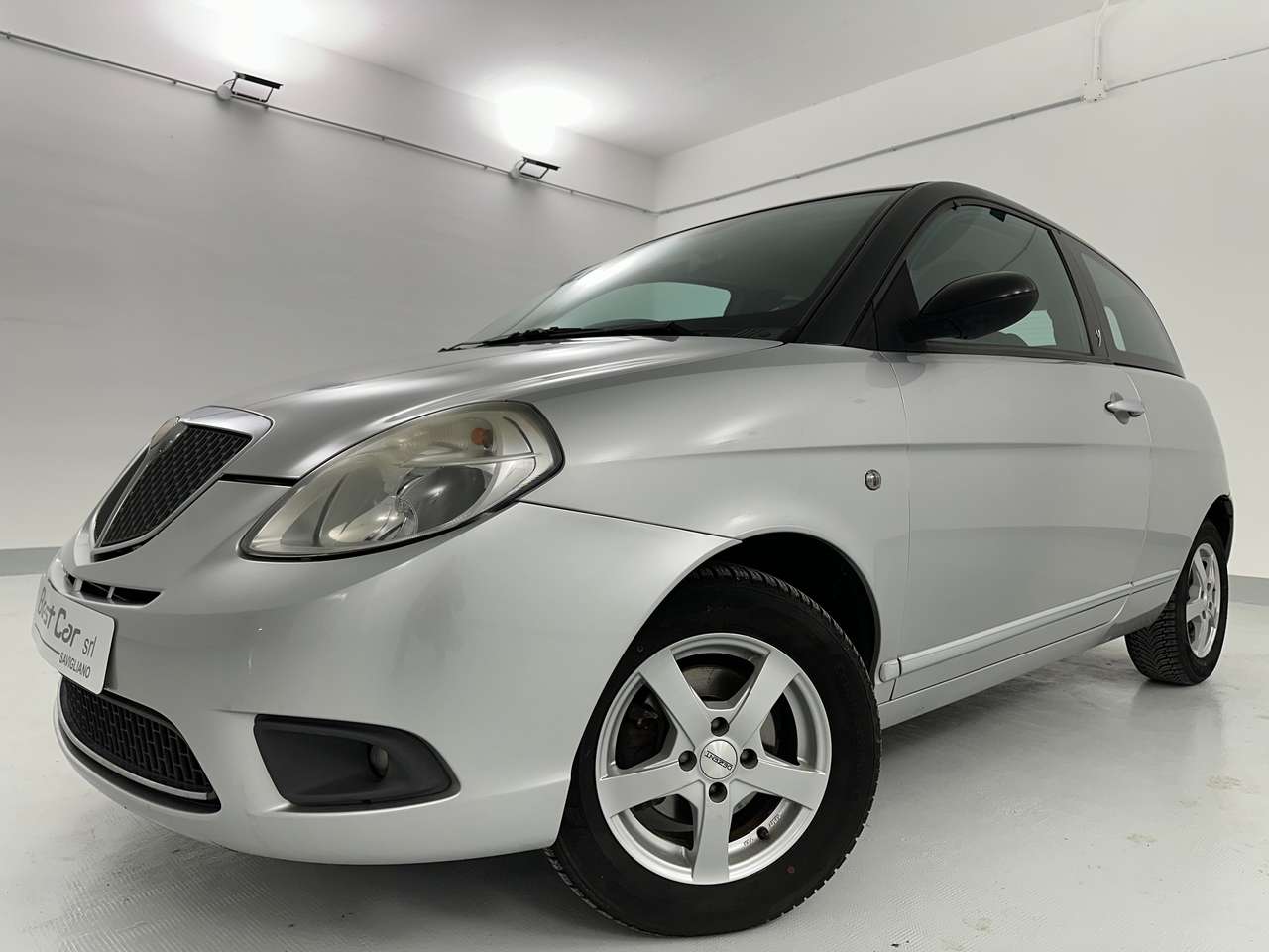 Lancia Ypsilon Ypsilon 1.2 8v Oro 100