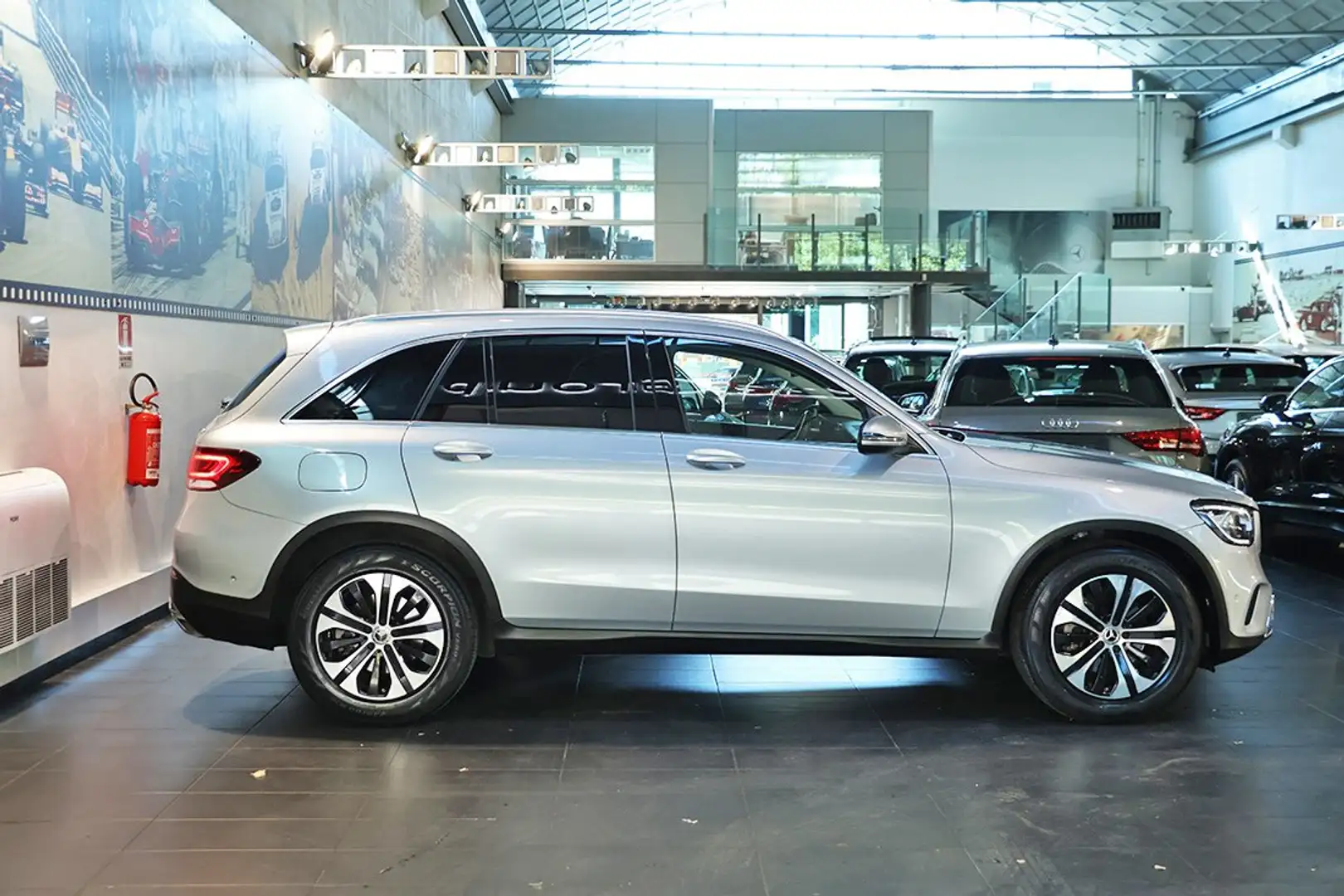 Mercedes-Benz GLC 200 d 4Matic Business Extra -SEDILI SPORTIVI/BAULE EL. Argent - 2