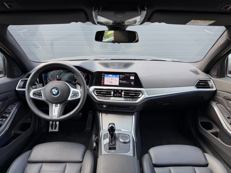 BMW 330 3-serie Touring 330i Business Edition Plus | Camer — photo 3