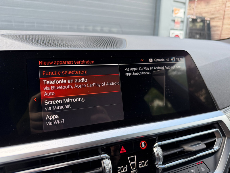 BMW 330 3-serie Touring 330i Business Edition Plus | Camer — photo 36