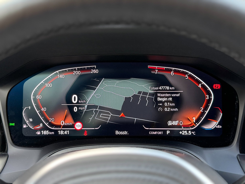 BMW 330 3-serie Touring 330i Business Edition Plus | Camer — photo 27