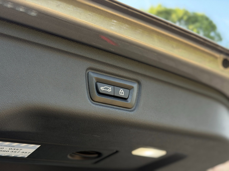 BMW 330 3-serie Touring 330i Business Edition Plus | Camer — photo 47