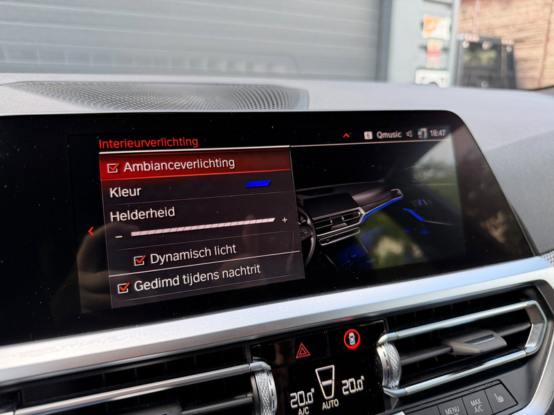 BMW 330 3-serie Touring 330i Business Edition Plus | Camer — photo 40