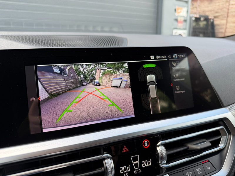 BMW 330 3-serie Touring 330i Business Edition Plus | Camer — photo 39