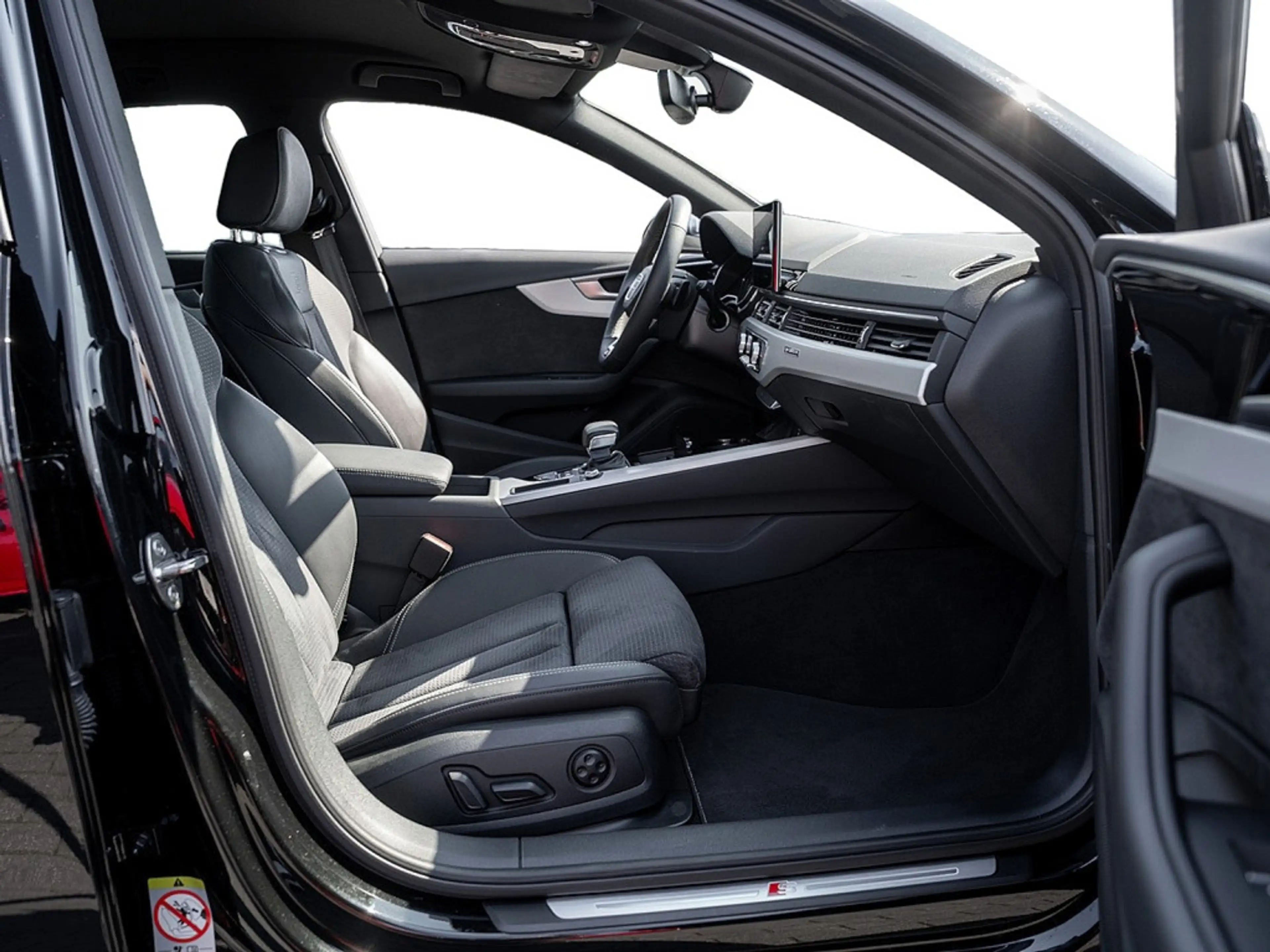 Audi S4 Avant TDI 3.0 quattro LED ACC NAVI PDC SHZ — photo 3