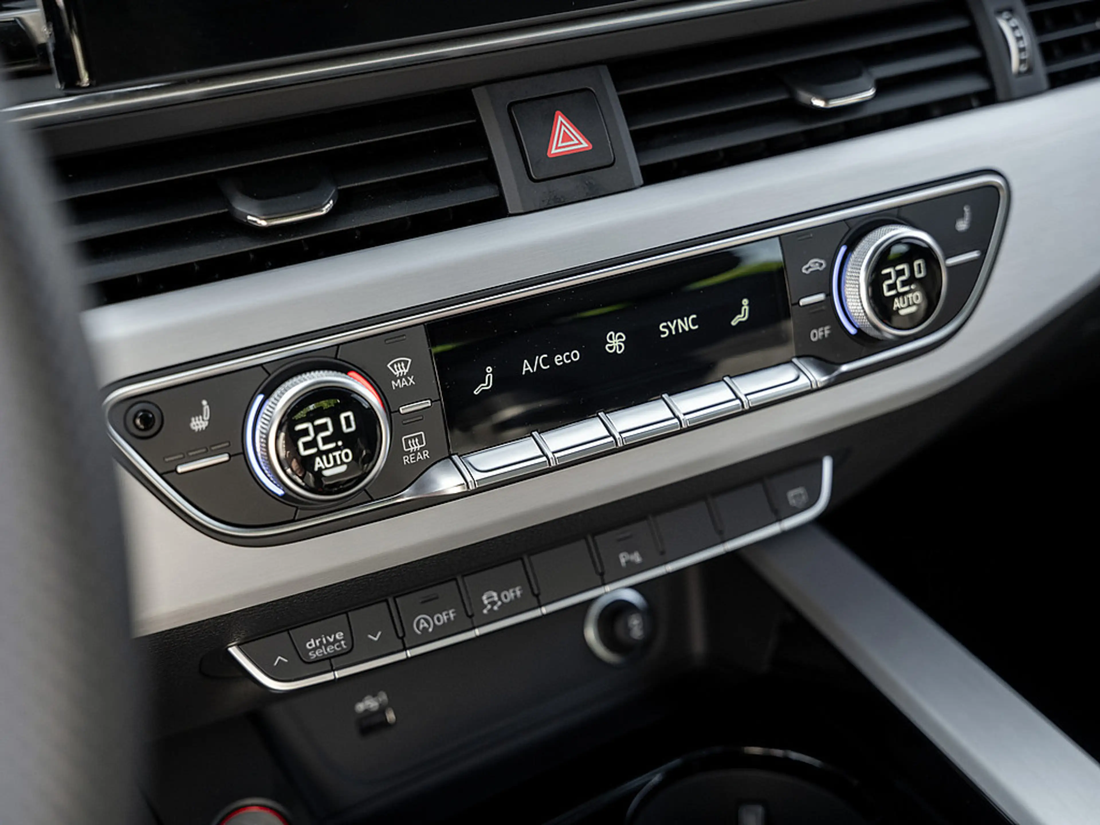Audi S4 Avant TDI 3.0 quattro LED ACC NAVI PDC SHZ — photo 9