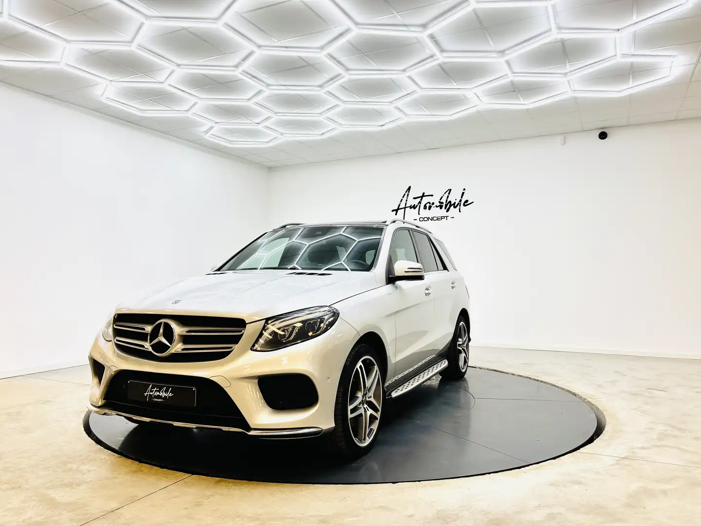 Mercedes-Benz GLE 350 ✅1AN GARANTIE✅PACK AMG✅PANO✅LED✅1ER PROP Argent - 1