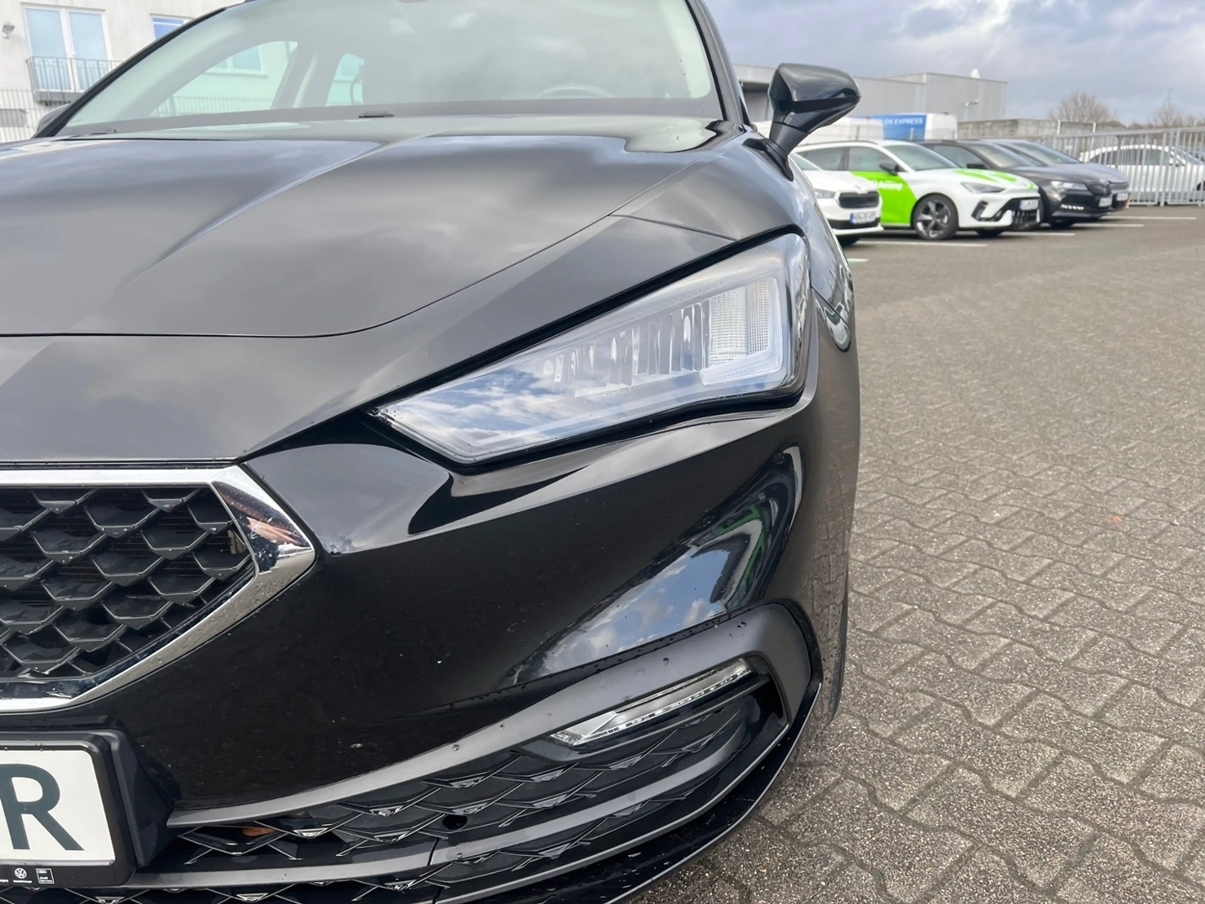 SEAT Leon ST 2.0 TDI DSG STYLE +BEATS +LED +TEMPO +NAVI +LM — photo 6