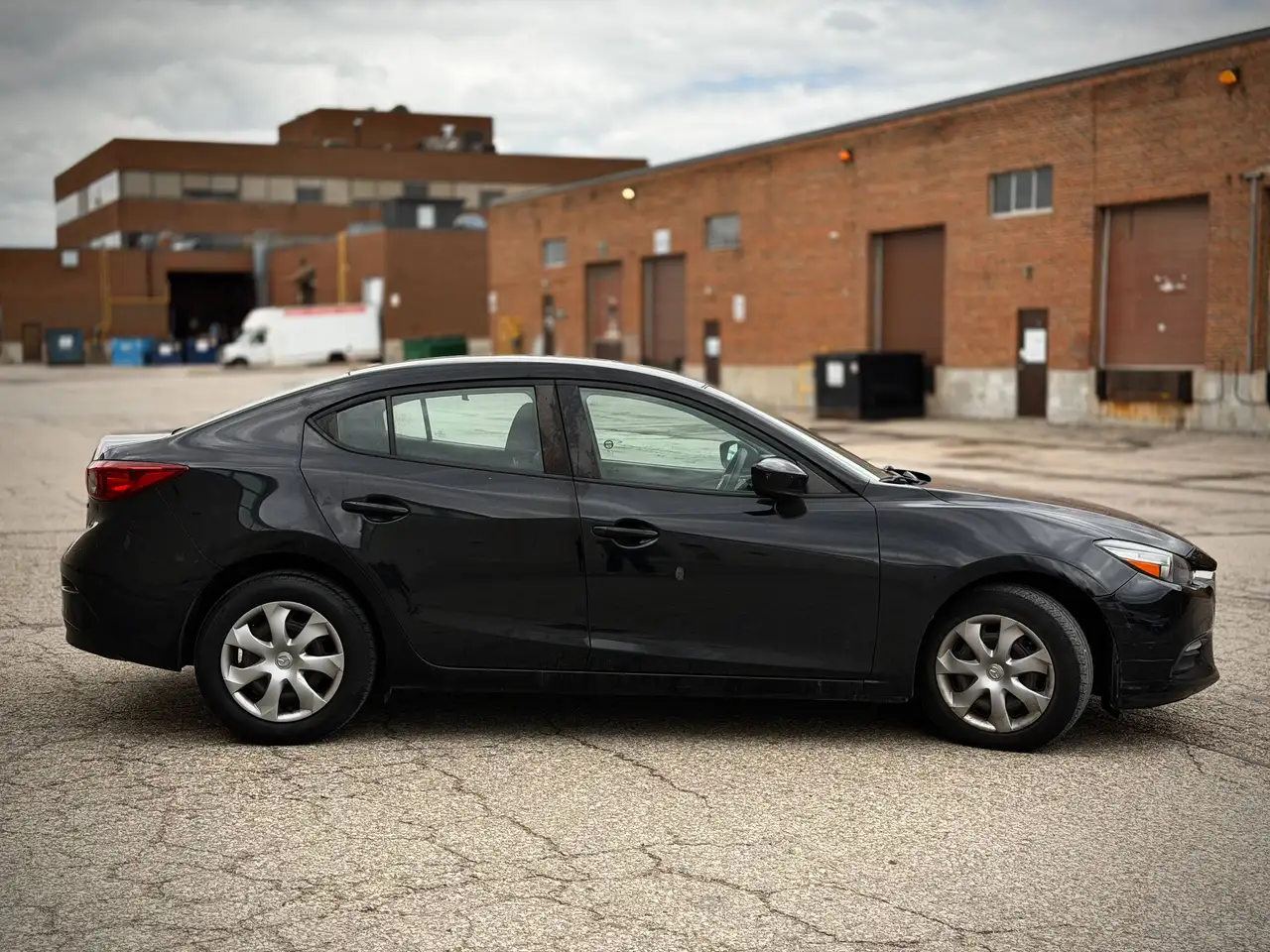 Mazda 3 photo Mazda 3