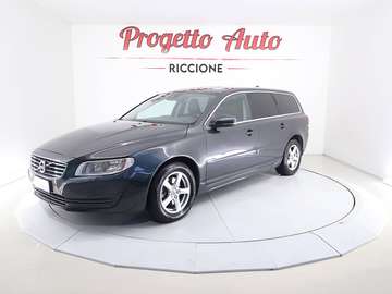 V70 2.0 d3 Momentum geartronic PELLE NAVI WIFI