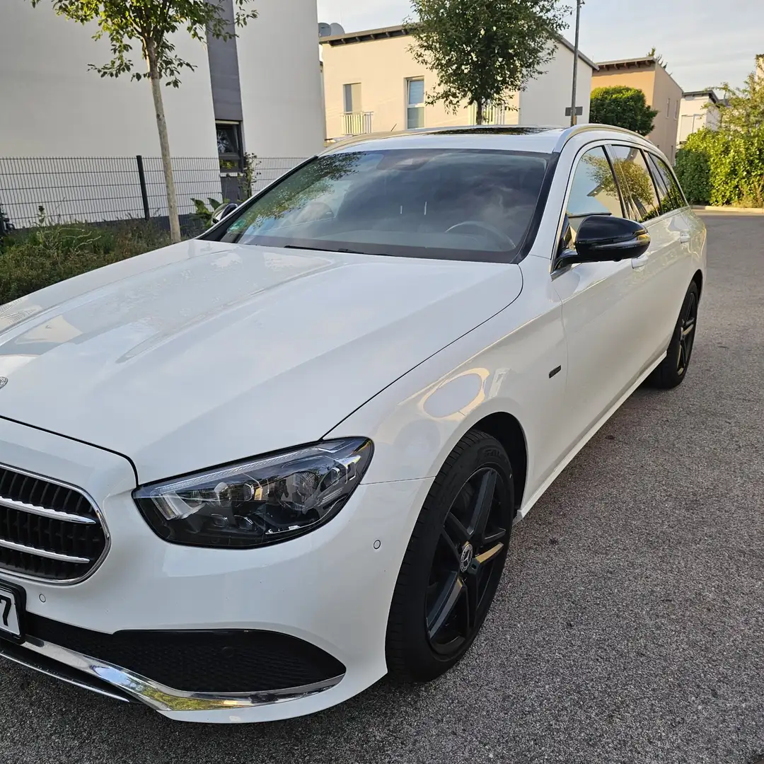 Mercedes-Benz E 300 de T 9G-TRONIC Weiß - 1