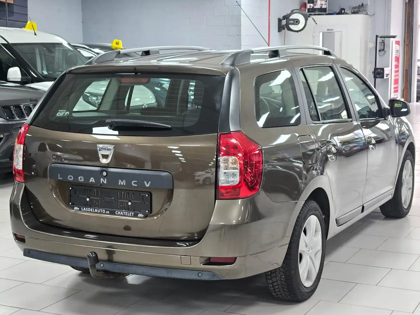 Dacia Logan 0.9i TCe CAMERA Auto Gps Attache Blue Cruise Clim Marrón - 2