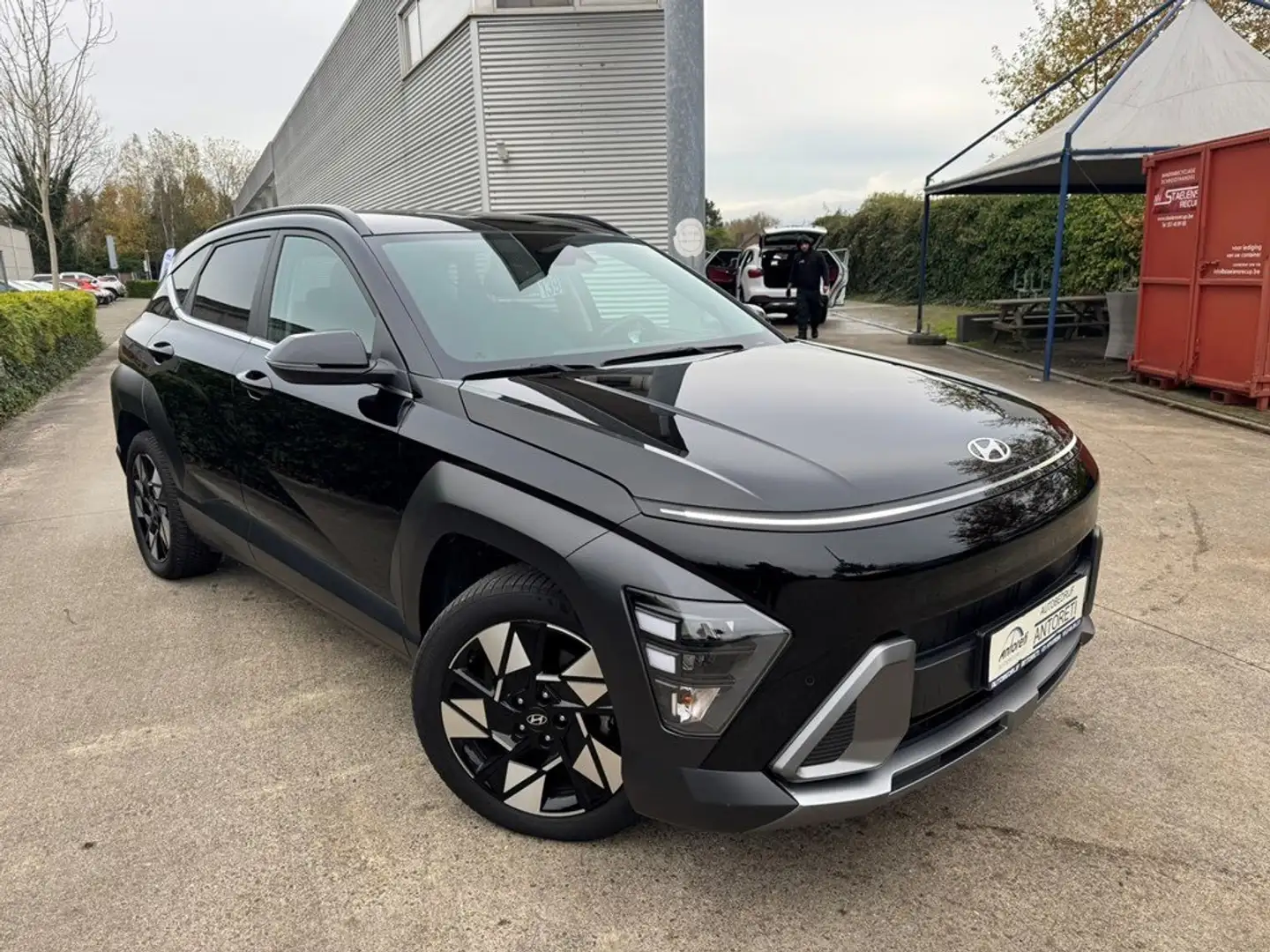 Hyundai KONA 1.6 GDi HEV Feel Comfort DCT Zwart - 1