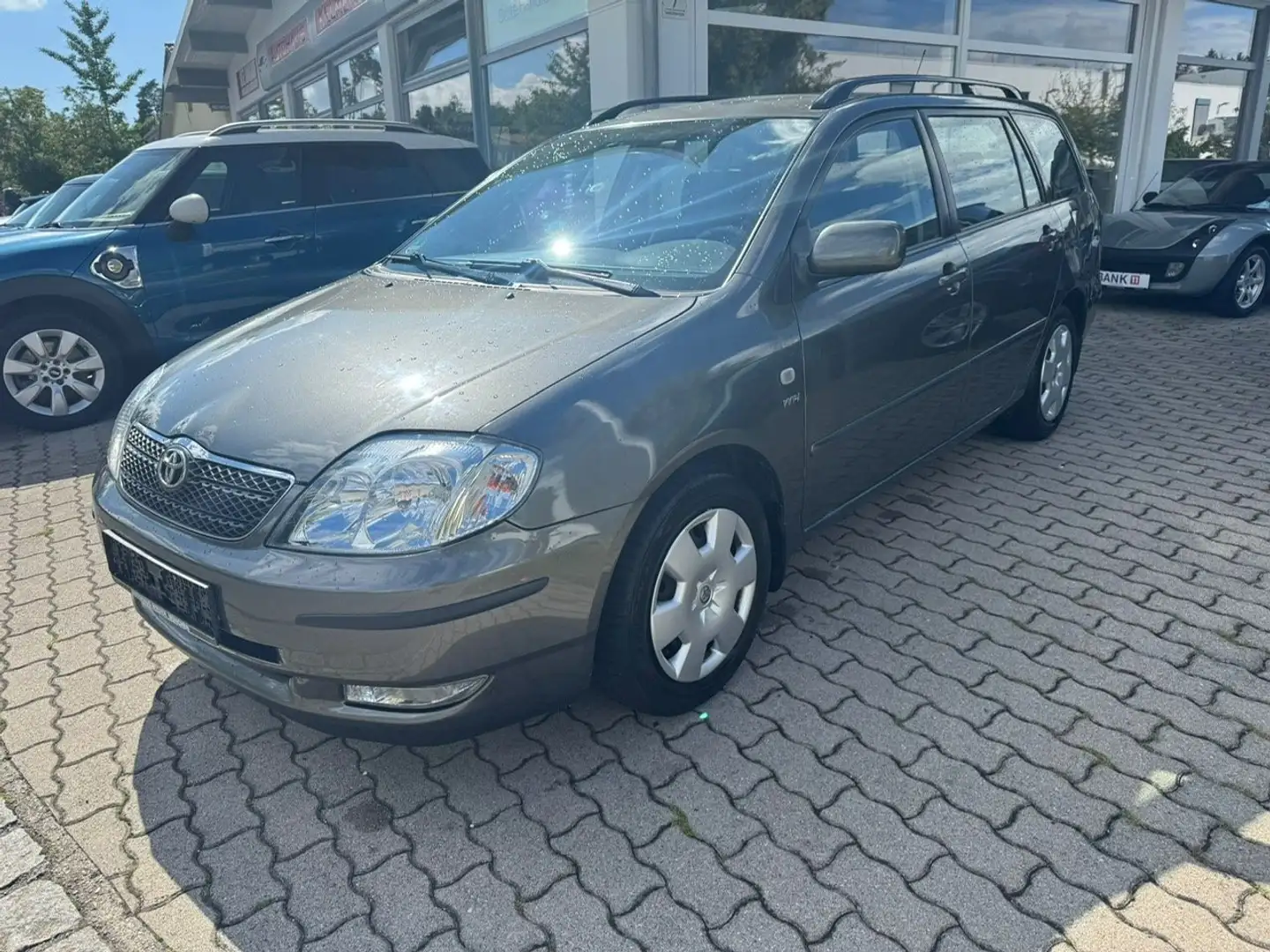 Toyota Corolla 1.6 Sol - Nur 102000km - Scheckheftgepflegt - Gri - 2